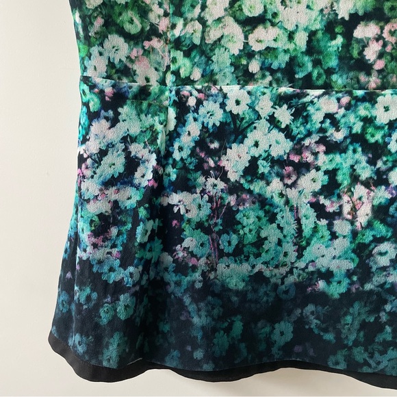 French connection eyelet closure peplum blouse - Picture 4 of 14